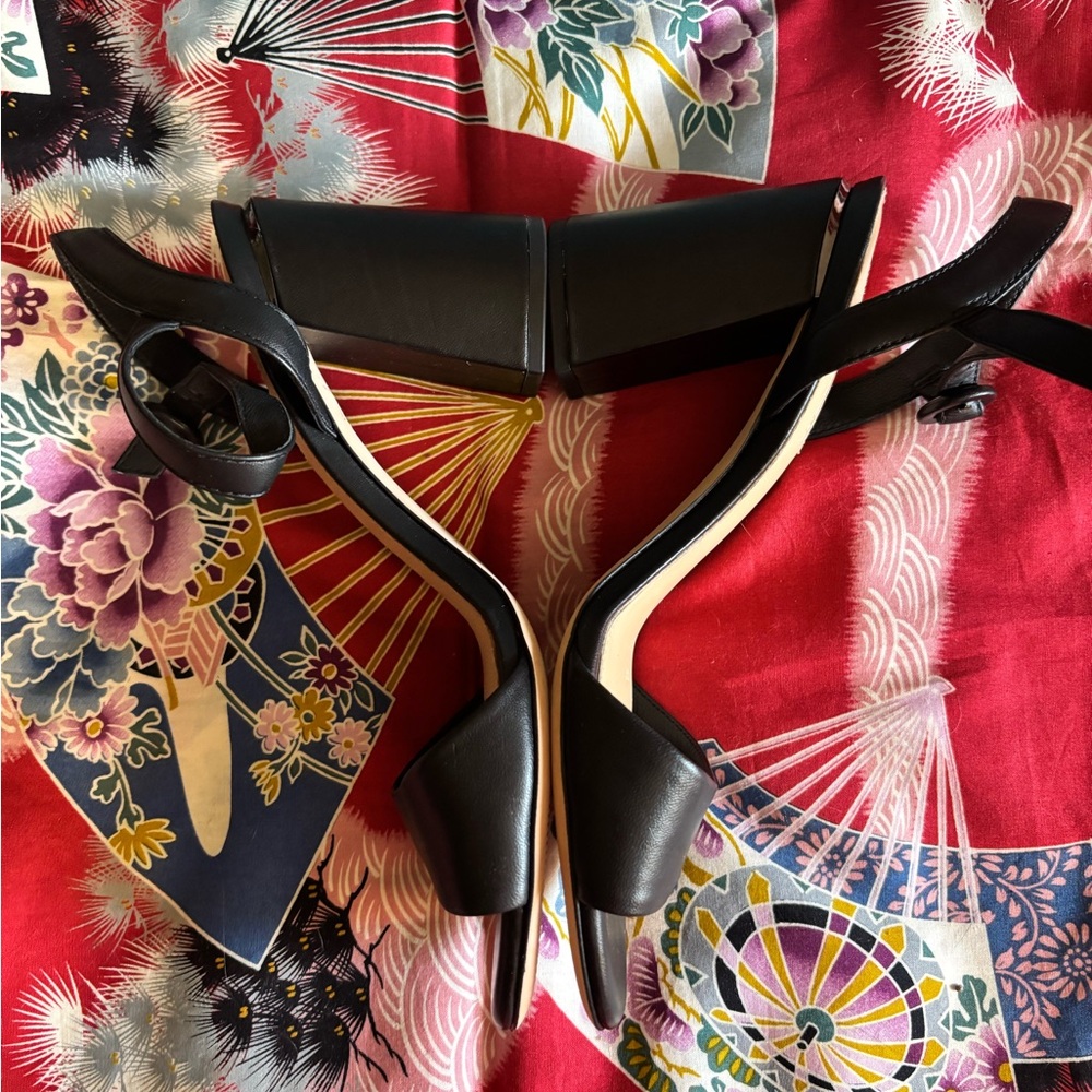 NEW IN BOX Antonio Melani Women’s Black Ankle Strap Sandal 3 inch Heels Size 8 - Picture 4 of 11